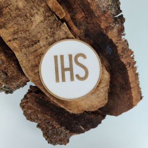 Hostia IHS z grawerem KM34