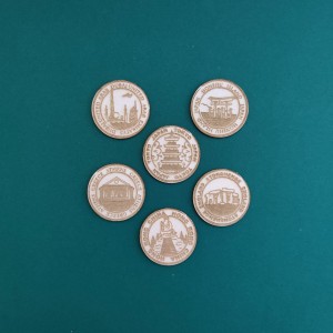 Zestaw kółek grawerowanych z serii "Daleko Jeszcze?"  