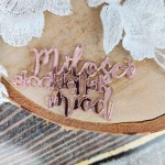 Napis MIŁOŚCI SŁODKIEJ JAK MIÓD różowe złoto pleksi PL221