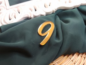 Cyfra 9 złota pleksi PL438