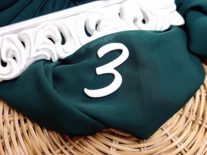 Cyfra 3 biała pleksi PL453