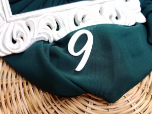 Cyfra 9 biała pleksi PL459