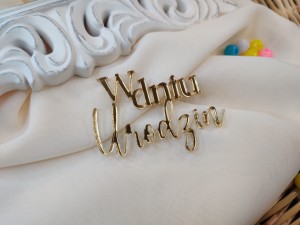 Napis W DNIU URODZIN złota pleksi SD53