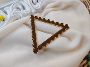 Ramka TRÓJKĄT złota pleksi  SD180