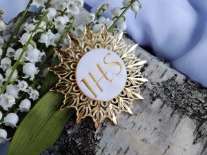 Hostia biała PLEKSI złota podkładka PK54