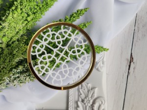 Tło ażur pleksi biała plus ZŁOTA ramka SL22