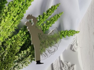 Para młoda 3 grawer SREBRNA pleksi SL39