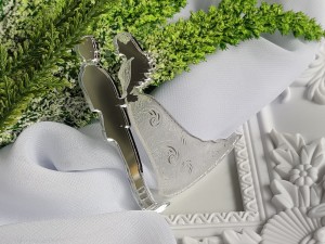 Para młoda 4 grawer SREBRNA pleksi SL40