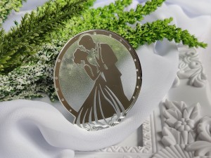 Młoda Para 6 grawer na pleksi SREBRO SL64
