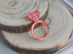 Pierścionek CZERWONE LUSTRO pleksi MM22