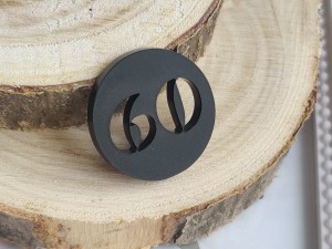 Cyfra 60 CZARNY MAT pleksi  MM66