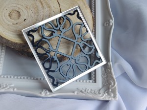Tło kwadrat 4 CZARNA pleksi plus SREBRNA ramka  MM136