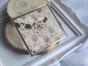 Tło kwadrat 13 MROŻONA pleksi plus ZŁOTA ramka  MM154