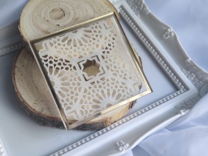 Tło kwadrat 14 MROŻONA pleksi plus ZŁOTA ramka  MM157