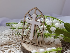 Okno HDF klon z krzyżem biała pleksi PP14